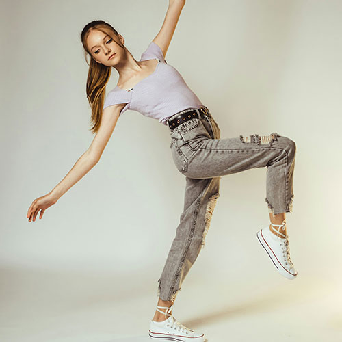 Lyrical dance class